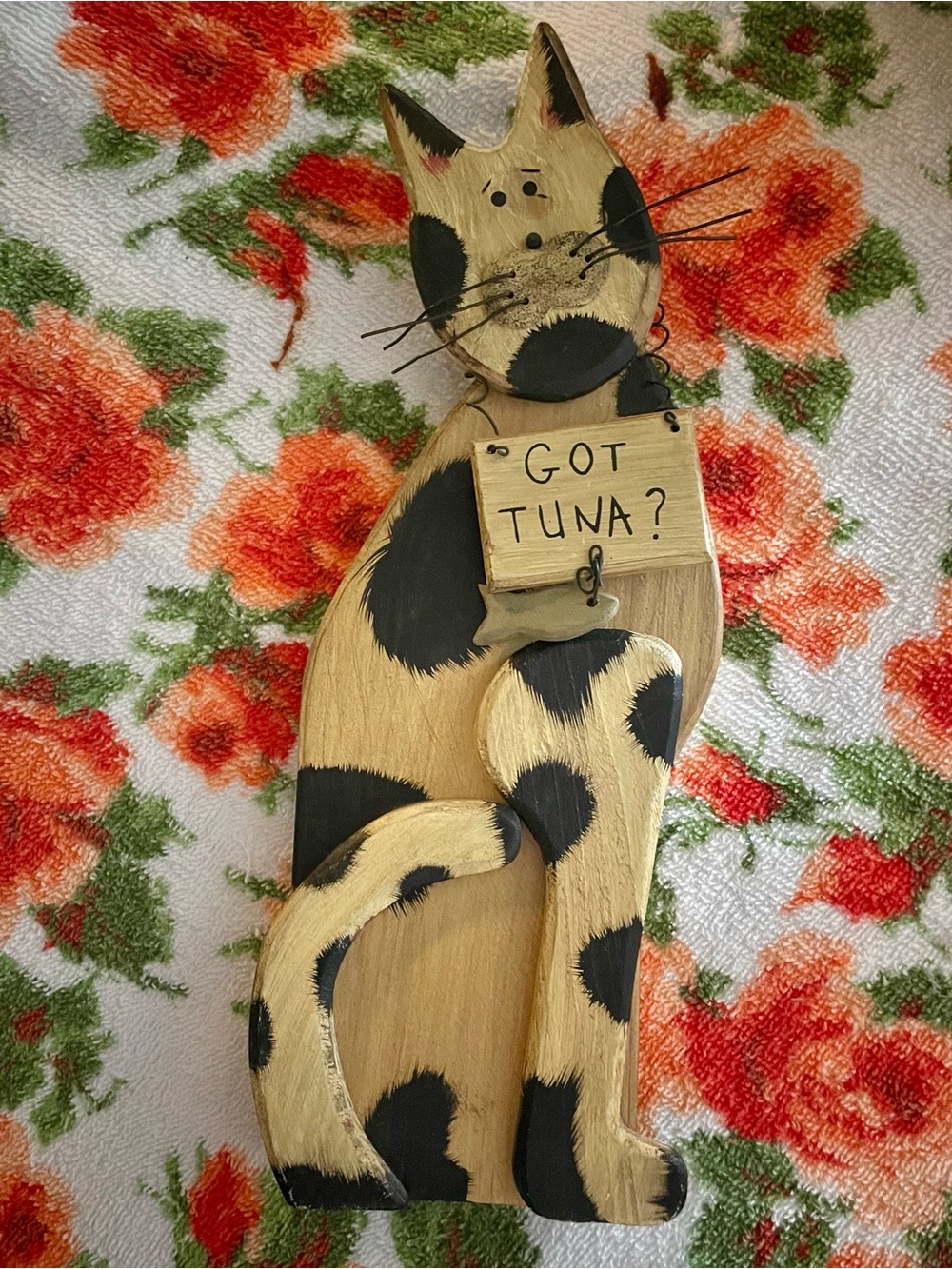 “Got Tuna?" Wooden Cat Sign / Wall Decor - Beige & Black